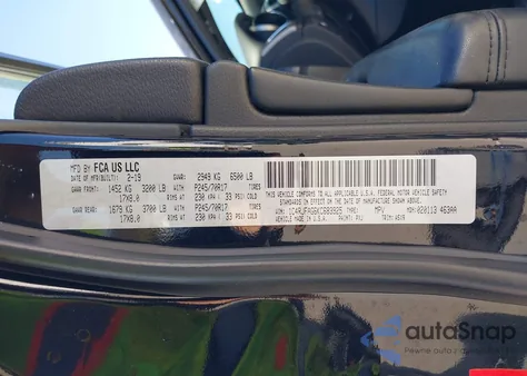 2019 Jeep Grand Cherokee Laredo 4X4 z USA, uszkodzony, nr VIN 1C4RJFAG6KC683925